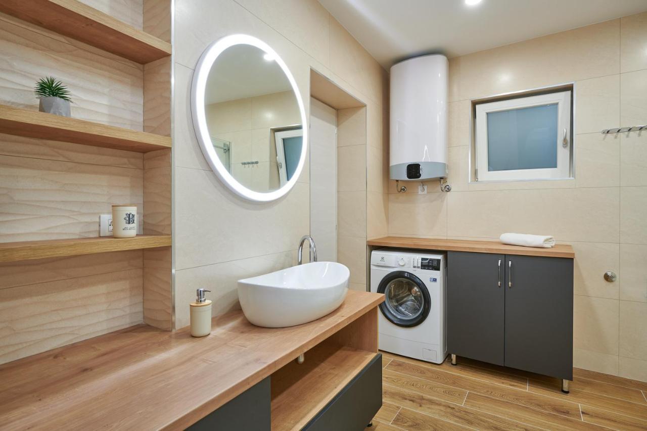 Newly Renovated Apt. Near To Entrance To Old Town Lägenhet Dubrovnik